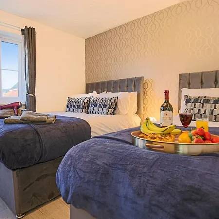 Cosy 3 Bed House To Bicester Outlet For Big Group By Platinum Key Properties Exterior foto