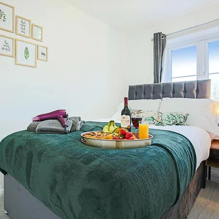 Cosy 3 Bed House To Bicester Outlet For Big Group By Platinum Key Properties Exterior foto